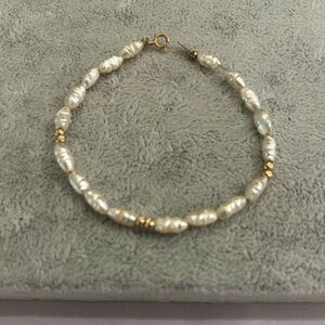 Vintage 14k yellow gold rice pearl bracelet